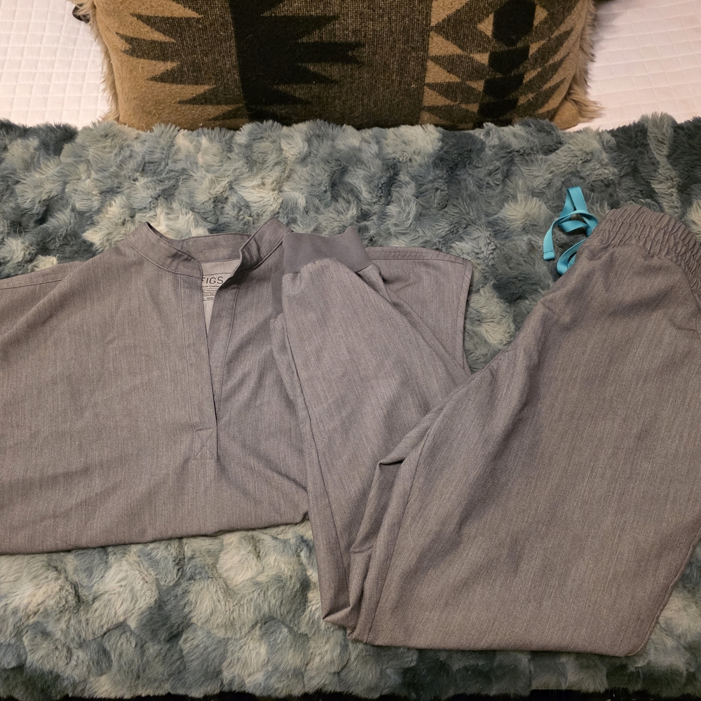 Graphite Figs Rafaela SCRop And Zamora P